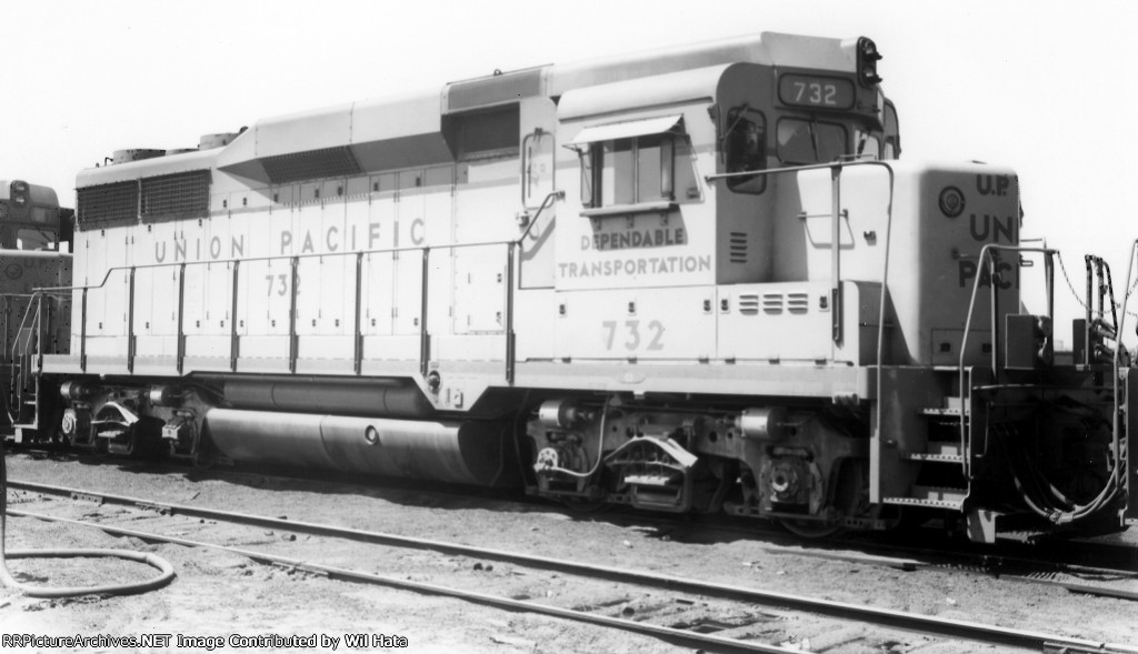 Union Pacific GP30 732